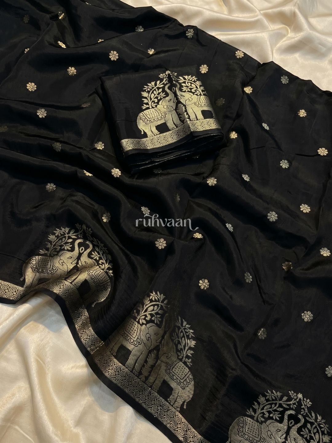 Midnight Durbar Saree
